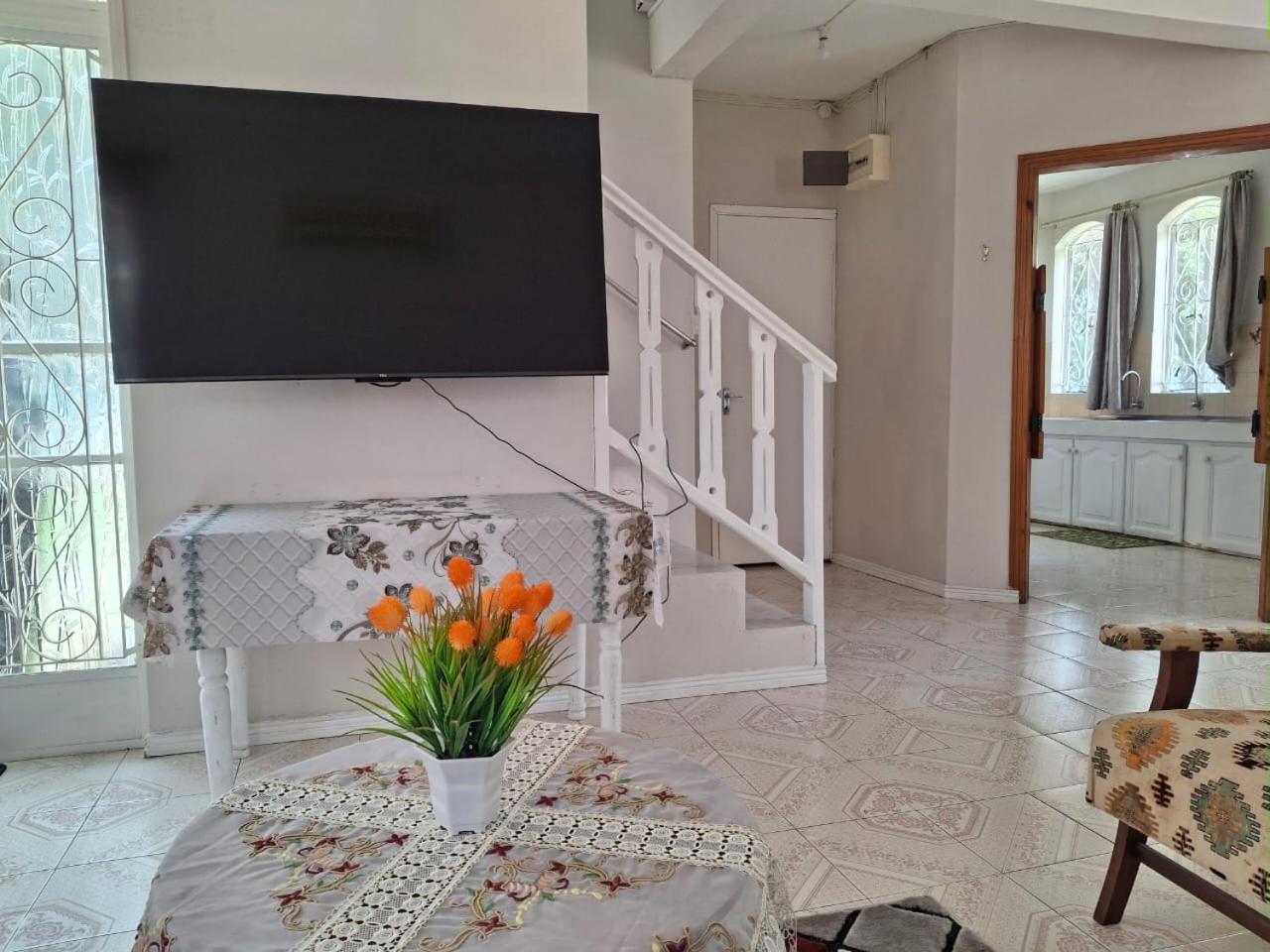 4beds- Beachfront Flic en Flac